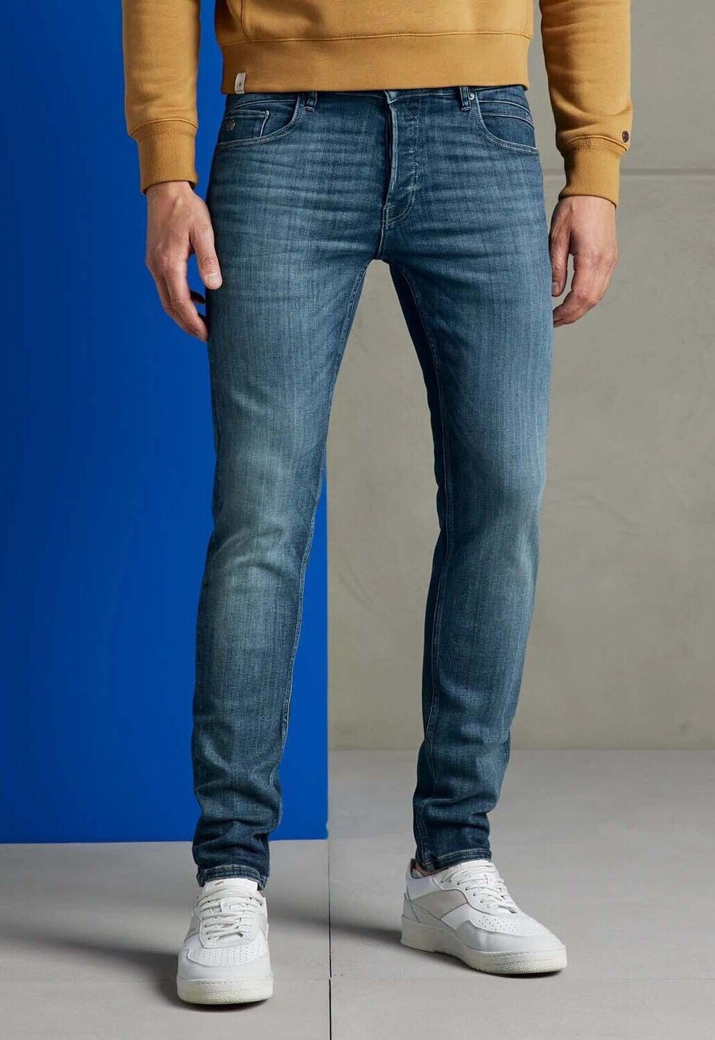 Cast Iron | Shiftback Tapered Fit Jeans