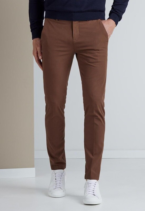 Vanguard | V12 slim fit chino