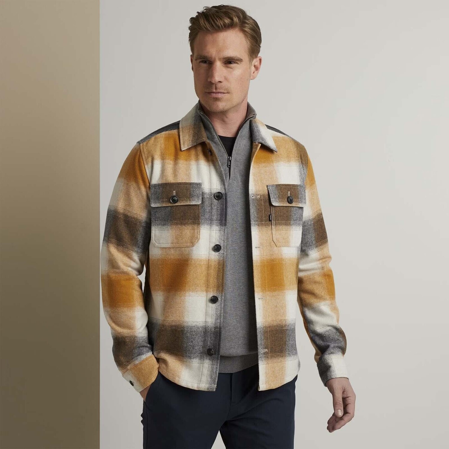 Vanguard | Overshirt van een geborstelde wolblend
