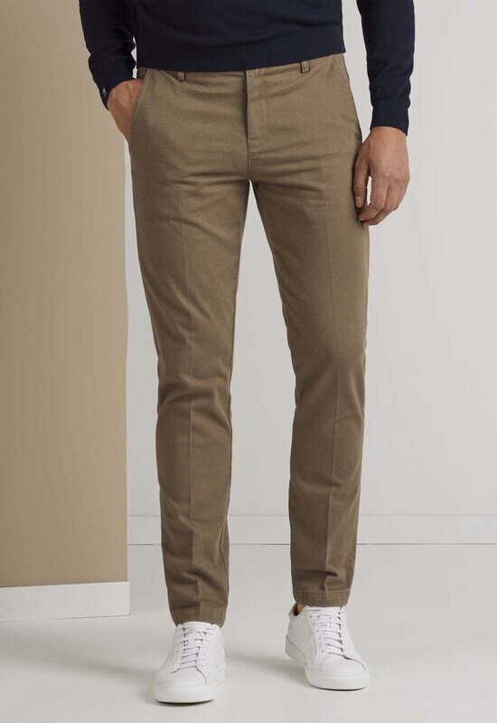 Vanguard | V12 slim fit chino
