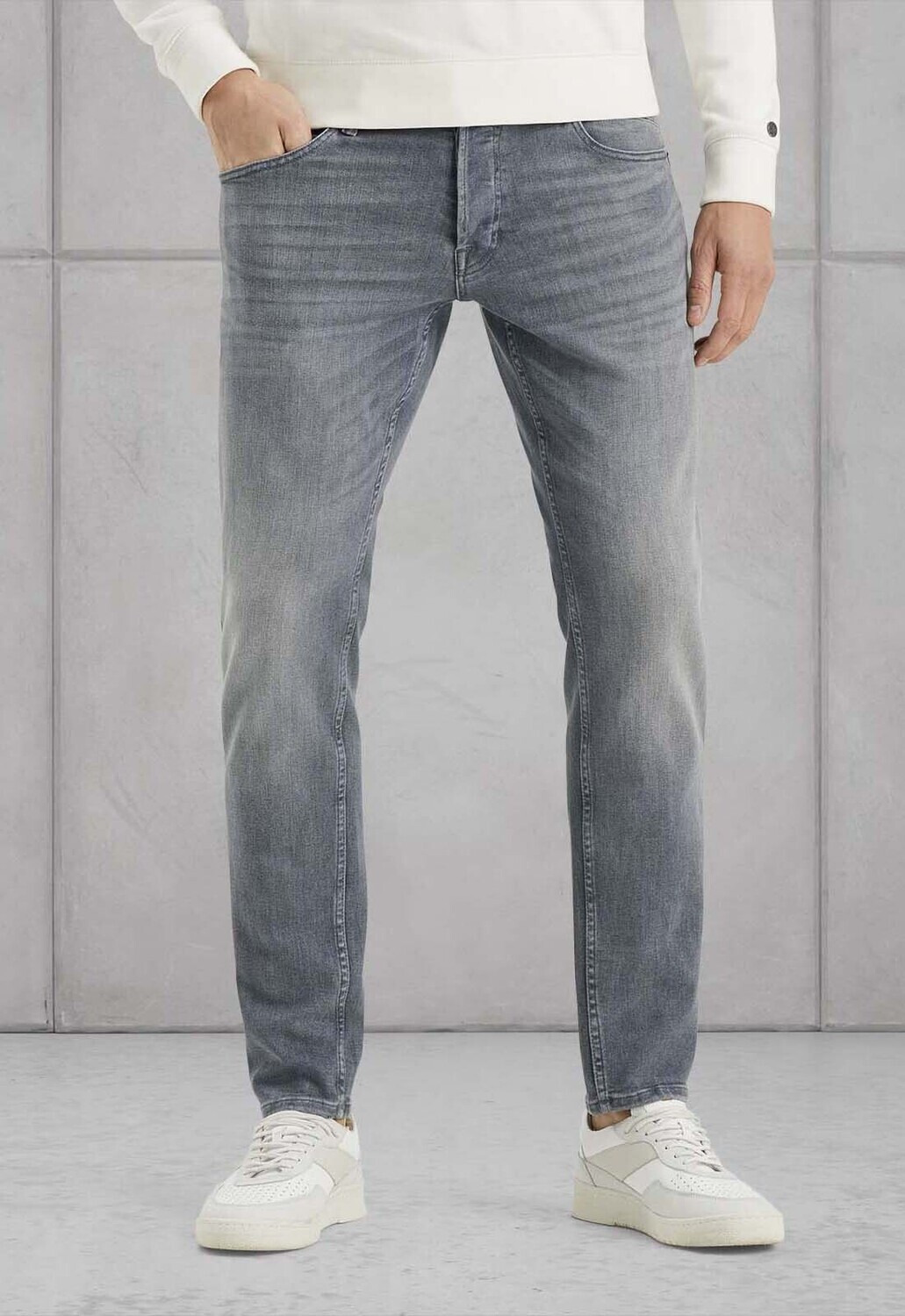Cast Iron | Shiftback Tapered Fit Jeans CTR240-GFD