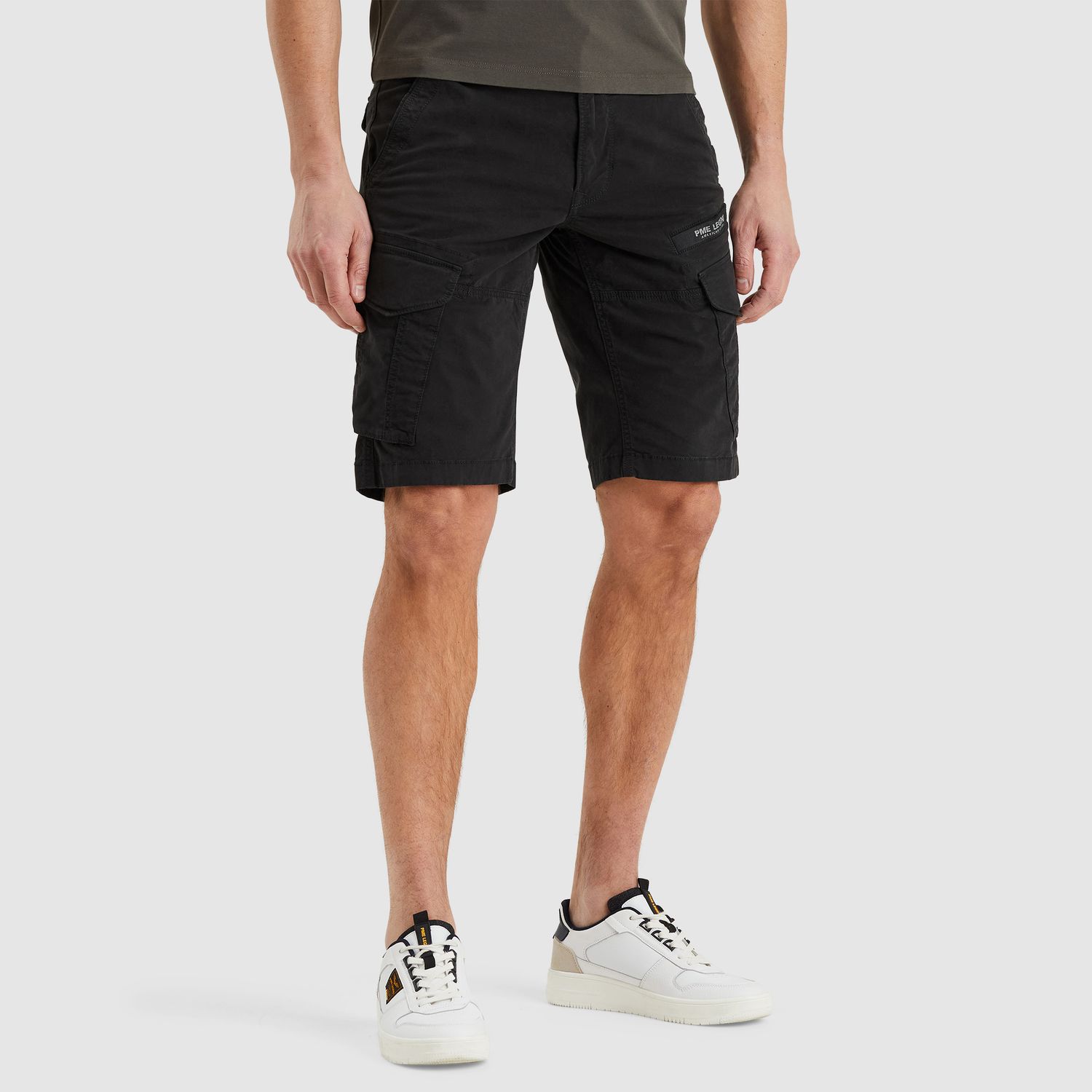 PME Legend | Nordrop tapered fit cargo shorts PSH2504661-999