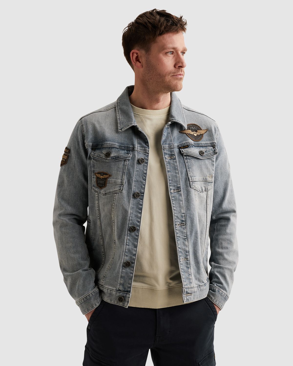 PME Legend | Denim jacket met badges PDJ2602704-SBT