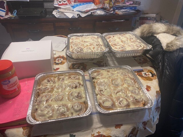 Cinnamon Rolls Dozen