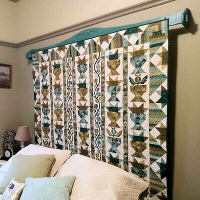 Single Bar Bracket Quilt Hanger 72 Single Bar Bracket Quilt Hanger 72