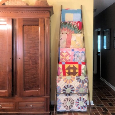 TAPERED Customizable Quilt Ladder TAPERED Customizable Quilt Ladder