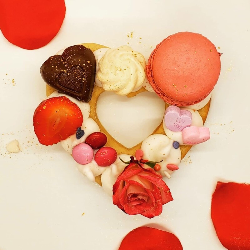 Valentine&#39;s Day Cookie Tart