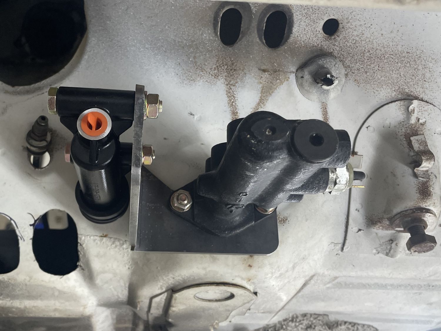 914 Clutch Master Cylinder Bracket (Wilwood)