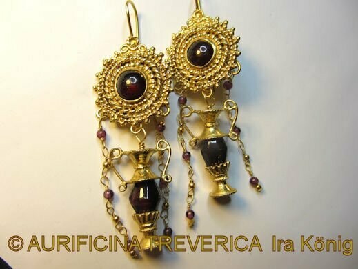 Hellenistic 3rd century BC amphora shaped earrings Hellenistic 3rd century BC amphora shaped earrings