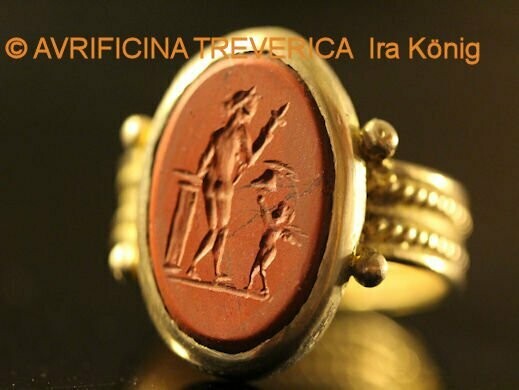 late roman 4th century ring with handcarved intaglio late roman 4th century ring with handcarved intaglio