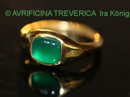 bague romaine avec agate Pompei bague romaine avec agate Pompei