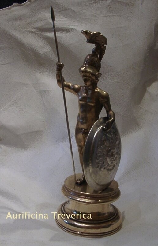 große Mars Statuette