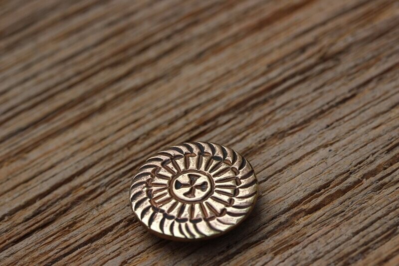 roman upron stripes rivet Vindonissa roman upron stripes rivet Vindonissa