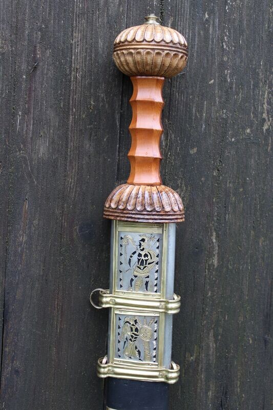 Pompeanischer Gladius aus Mainz Eiche Pompeanischer Gladius aus Mainz Eiche
