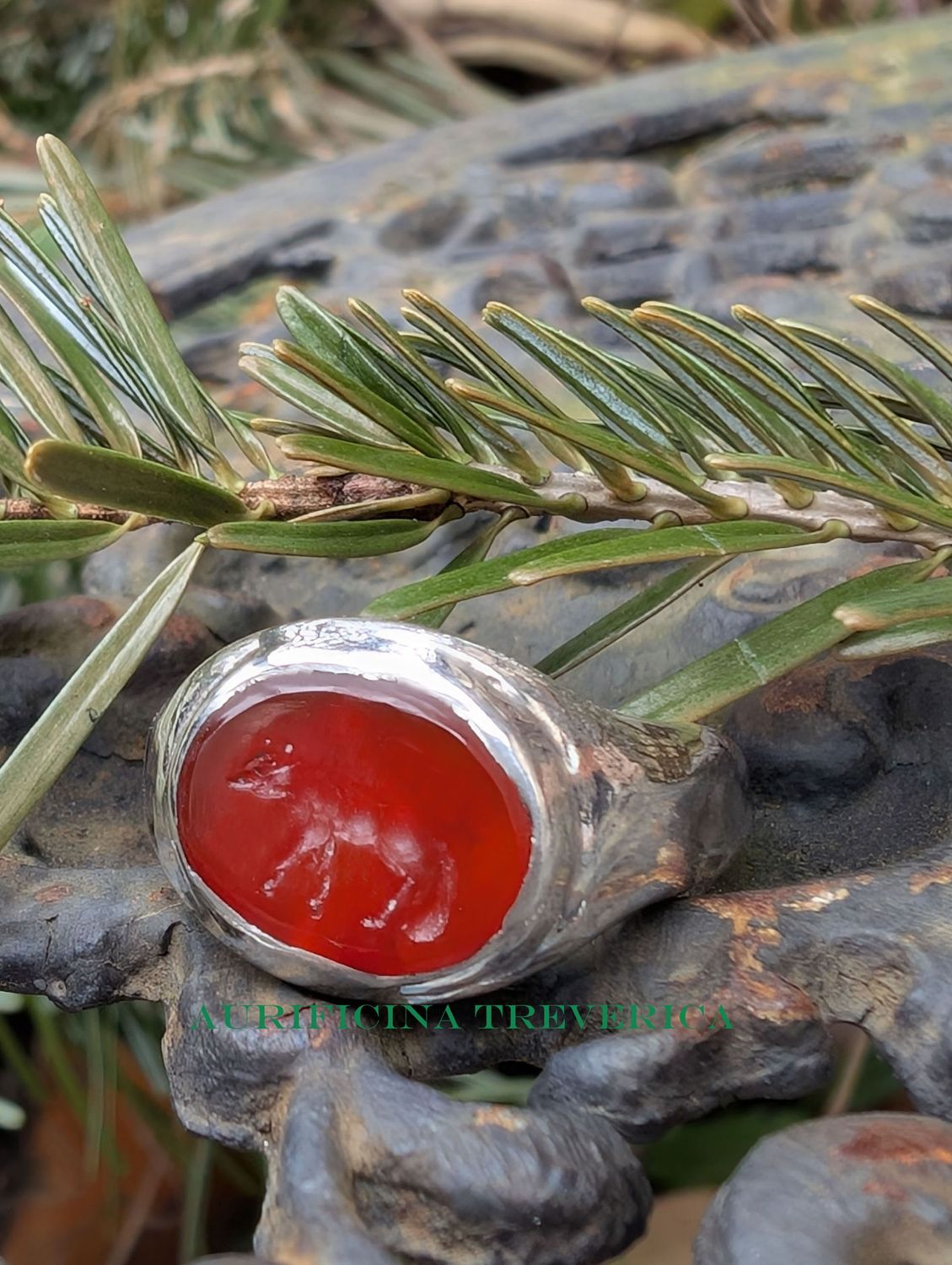 Replica intaglio ring fox