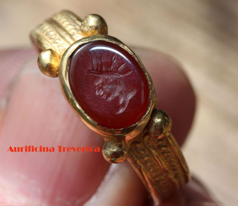 konstantinischer Ring 4.Jh.n Chr. Sol invictus konstantinischer Ring 4.Jh.n Chr. Sol invictus