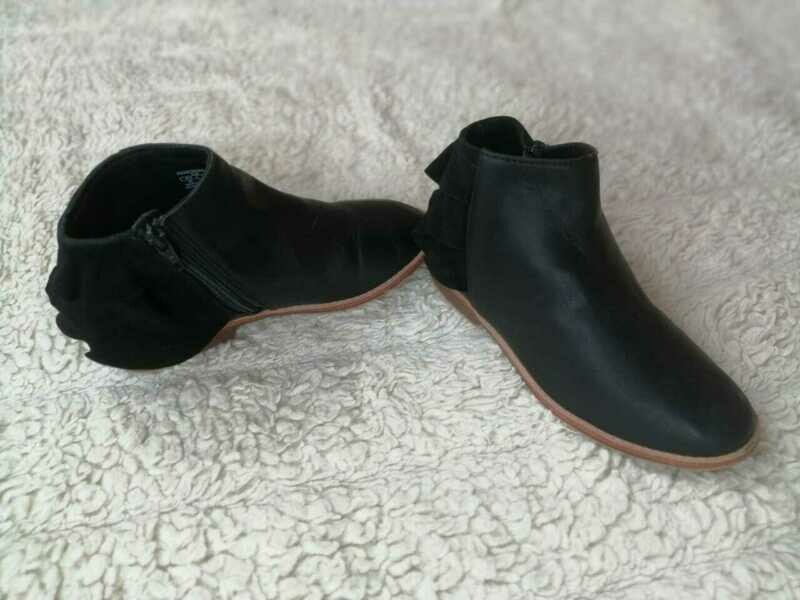 ZARA Girl&#39;s Boots, Black size 30