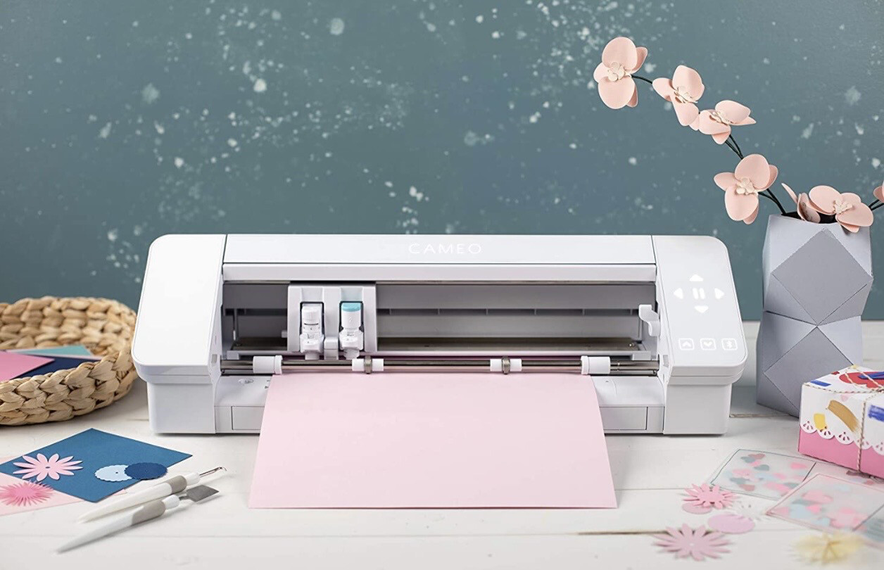 Silhouette Cameo 4