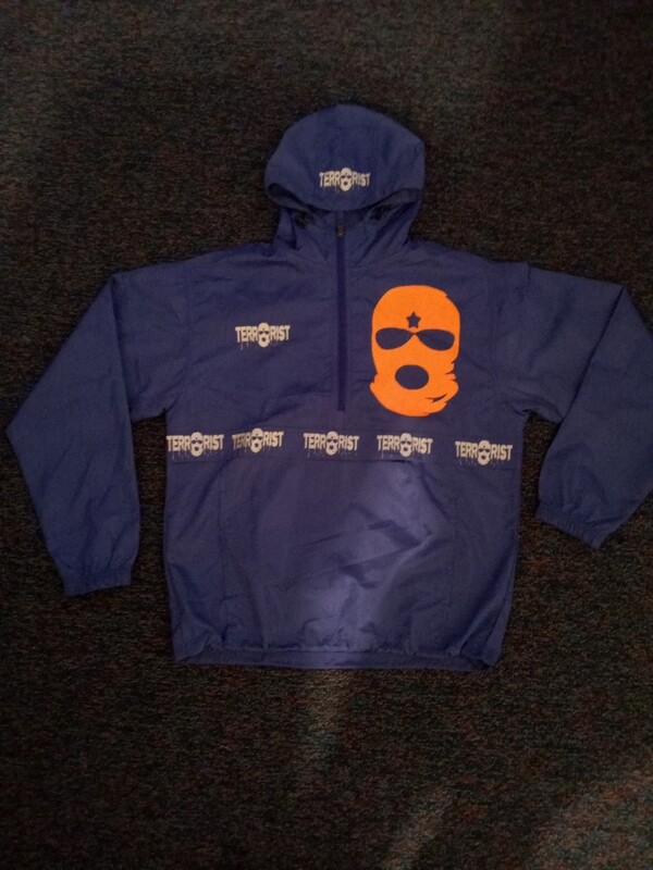 Blue terrorist wind breaker wit top zipper and stomach pocket