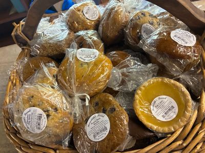 Assorted Minis - muffins, pies, cookies, scones (FREE! DO NOT COUNT!) (No Limit)