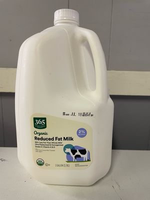 2% Milk (Gallon) (*LIMIT 1 Milk per household*)