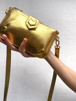 Bolsa Ilka Dorada Modelo Mini Cell Bag- Carlota En México - D23
