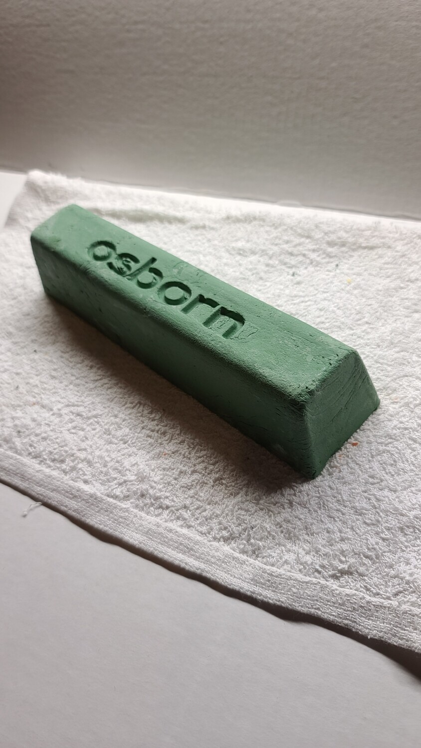 Osborn green cut/colour bar