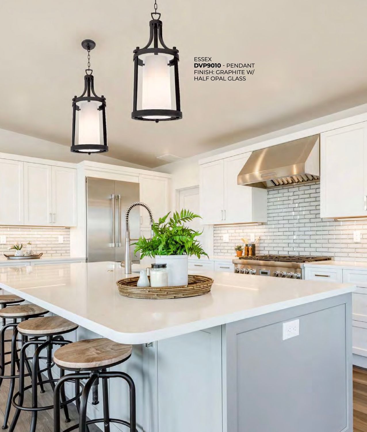 Essex Pendant (DVI) DVP9010