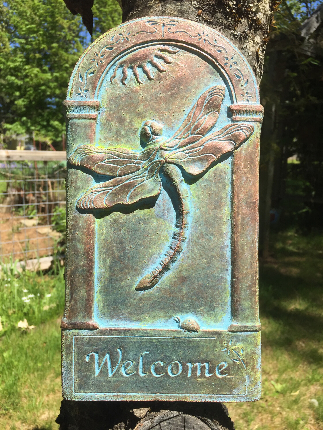 Arched Dragonfly Welcome Plaque