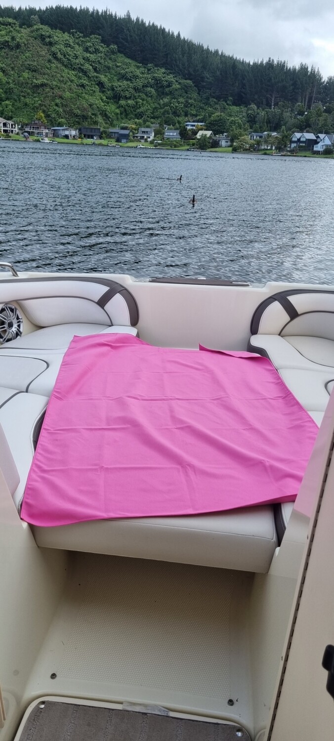 Adventure towel 130×80 cm Pink