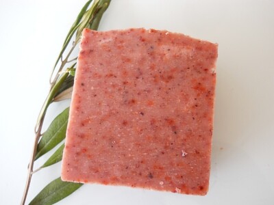 Ylang Ylang & French Red Clay Ylang Ylang & French Red Clay