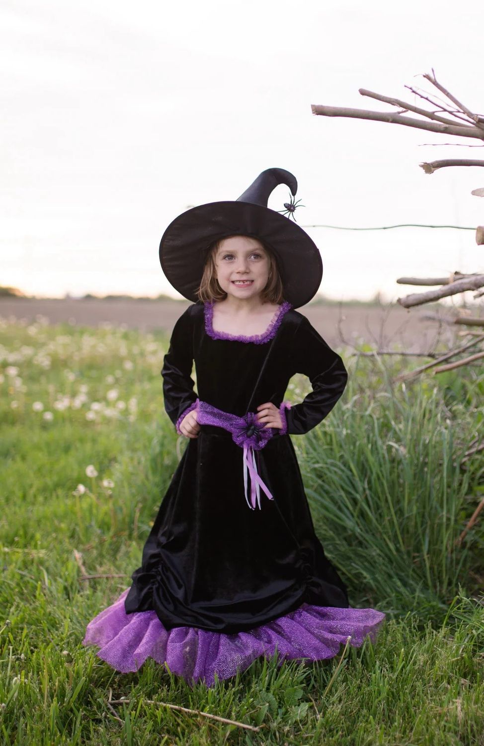 Vera – die Samthexe mit Hut 5-6 Jahre