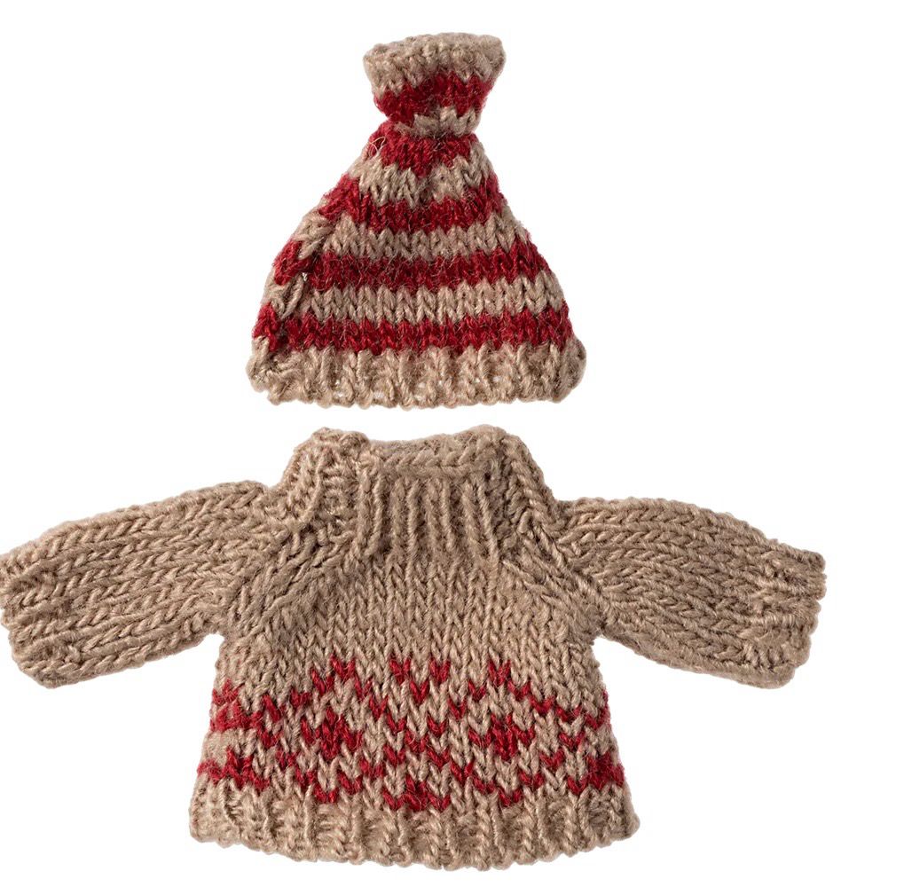 Strickpullover und Mütze, Mama Maus