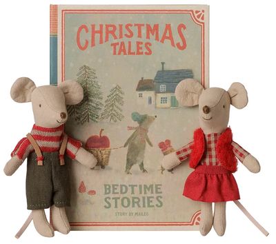 Weihnachts-Zwillingsmäuse, kleine Schwester und Bruder im Buch