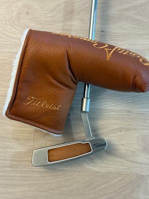 NEW Scotty Cameron Newport Button Back