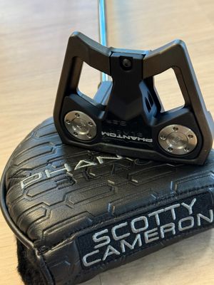 NEW Scotty Cameron Phantom 9.2 R Black