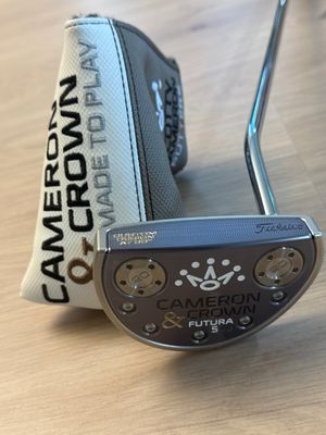 NEW Scotty Cameron Crown Futura 5 MB