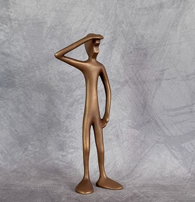 Bronzeskulptur "FRIEND No 1 in die Ferne schauend " von Bildhauer Oliver Pohl aus Haste im Schaumburger Land