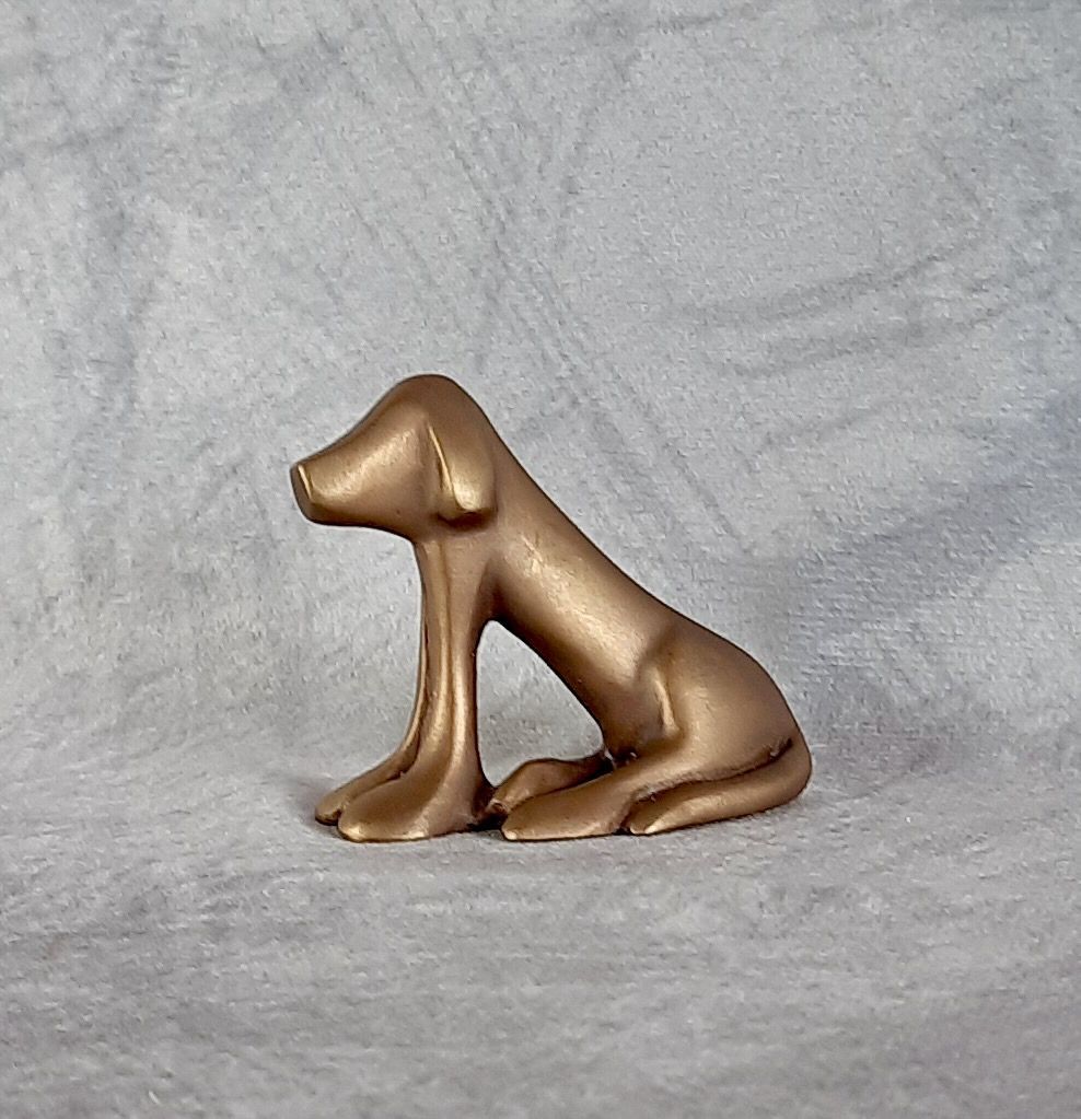 'FRIENDsdog No 14', lose Bronzeskulptur "Friendsdog No 14" von Bildhauer Oliver Pohl aus Haste bei Wunstorf