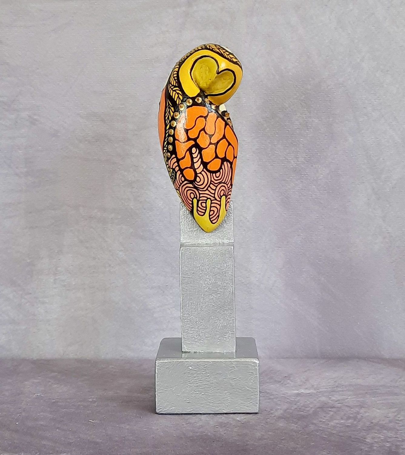 Kleine Popart Eule in organge-gelb