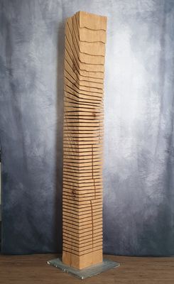 Große Stele, Kirschholz Große Stele, Kirschholz