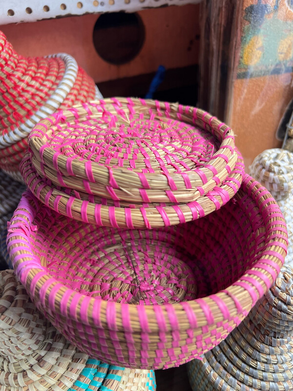 Petite boîte à bijoux en panier Rose