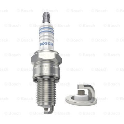 WR8DC+ 0242229880 BOSCH SPARK PLUG [M14x1,25 Spanner=20,8 Gap=0.8MM]