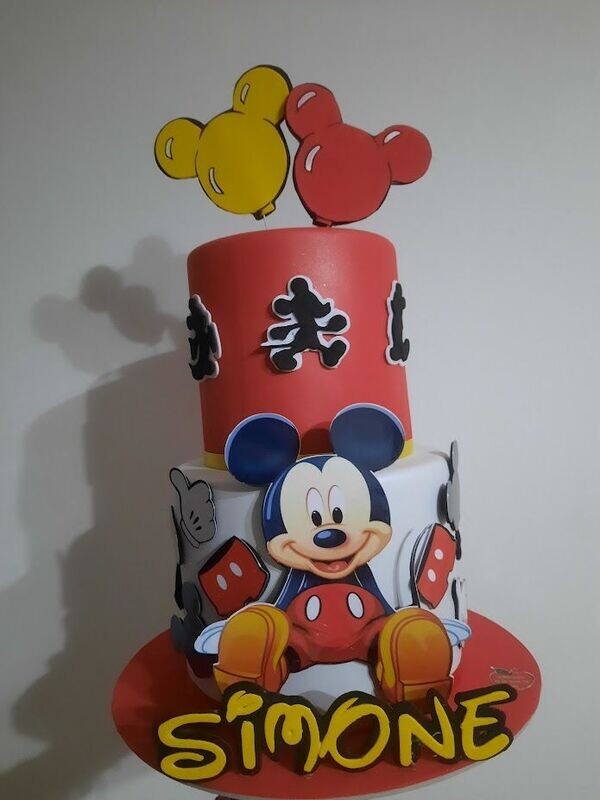 TORTA SCENOGRAFICA TOPOLINO 
IN GOMMA