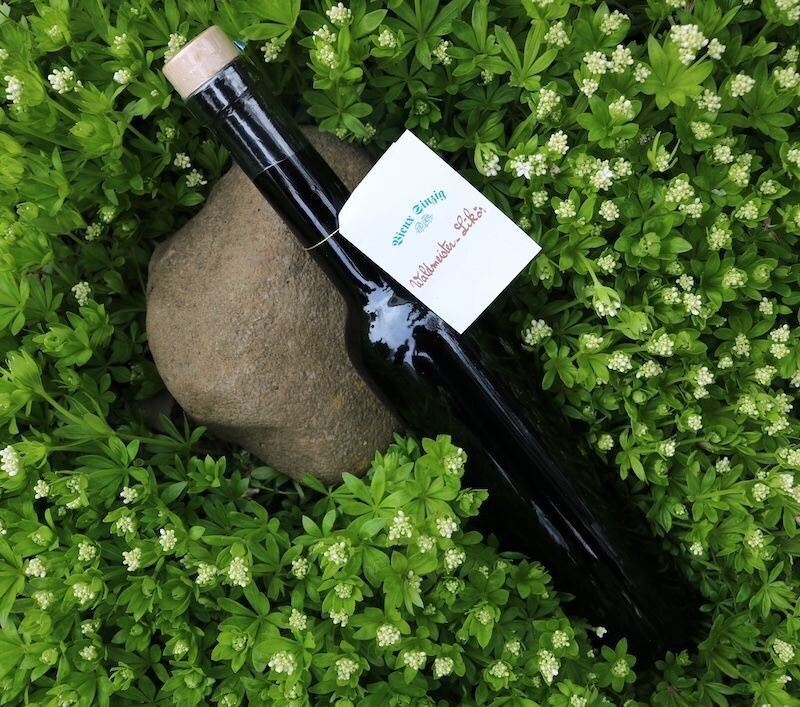 Waldmeisterlikör Waldmeisterlikör von Vieux Sinzig 0,5l