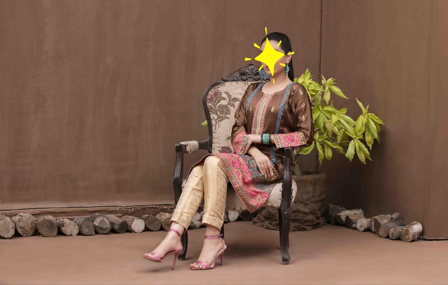 Tawakkal Table Print Silk Embroidered Kurti