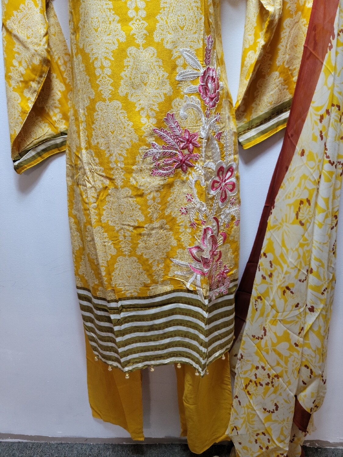 Yellow Pakistani Linen Suit