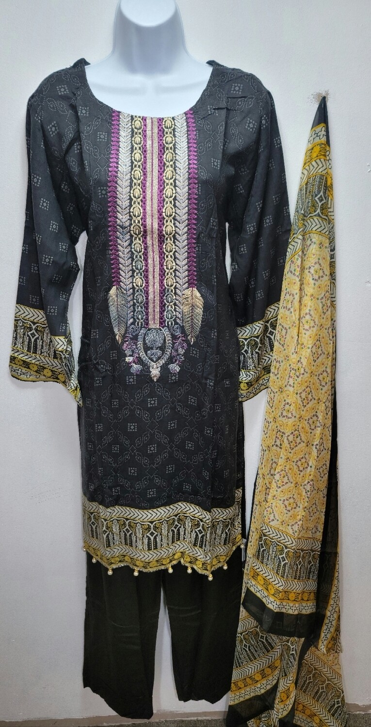 Pakistani linen suits with chiffon dupatta