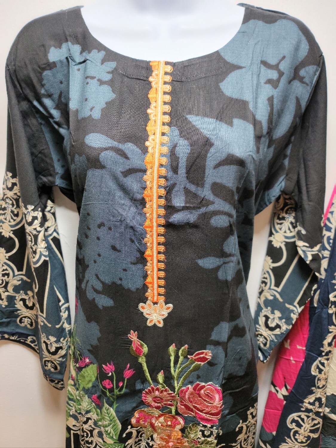 Pakistani linen suits with linen dupatta