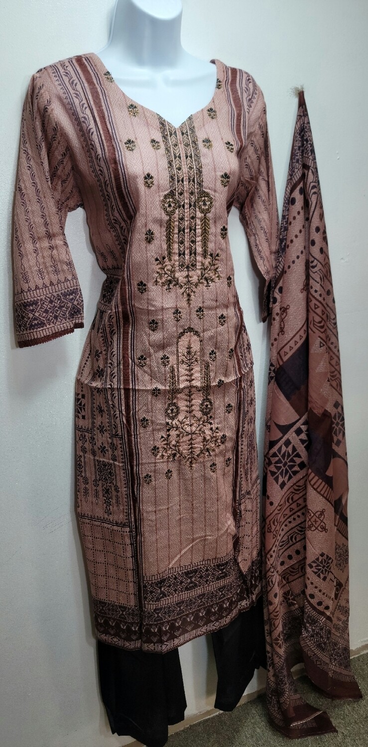 Raisin- Pakistani Embroidered Cotton Suit